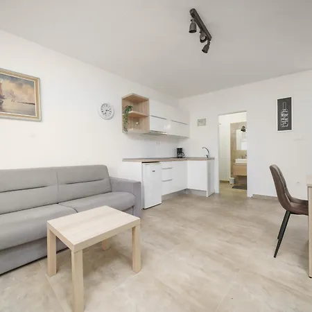 Oliva Vodice