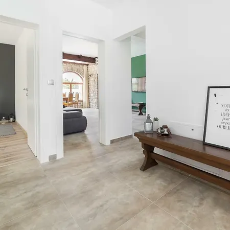 Oliva 度假居 沃迪切